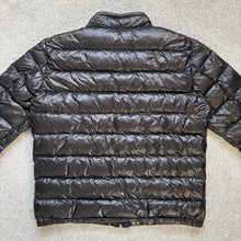 Load image into Gallery viewer, Moncler Acorus Black Size 3
