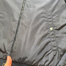 Load image into Gallery viewer, Moncler Tricot Navy Size Large
