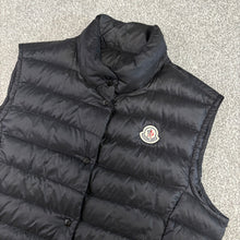 Load image into Gallery viewer, Women’s Moncler Liane Gilet Black Size 4
