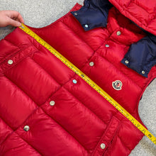 Load image into Gallery viewer, Moncler Billecart Gilet Red Size 5

