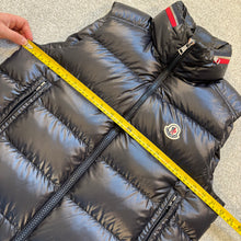 Load image into Gallery viewer, Moncler Ouse Gilet Navy Size 2
