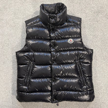 Load image into Gallery viewer, Moncler Tib Gilet Black Size 1
