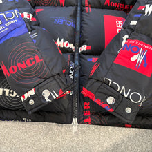 Load image into Gallery viewer, Moncler Wilson Black Print Size 4
