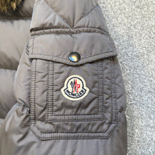 Load image into Gallery viewer, Moncler Byron Grey Size 6
