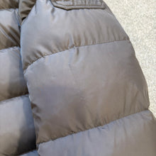 Load image into Gallery viewer, Moncler Byron Grey Size 6
