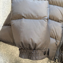Load image into Gallery viewer, Moncler Byron Grey Size 6

