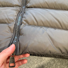 Load image into Gallery viewer, Moncler Byron Grey Size 6
