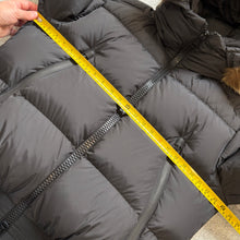 Load image into Gallery viewer, Moncler Veyre Black Size 3
