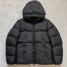 Load image into Gallery viewer, Moncler Montcla Black Size 2
